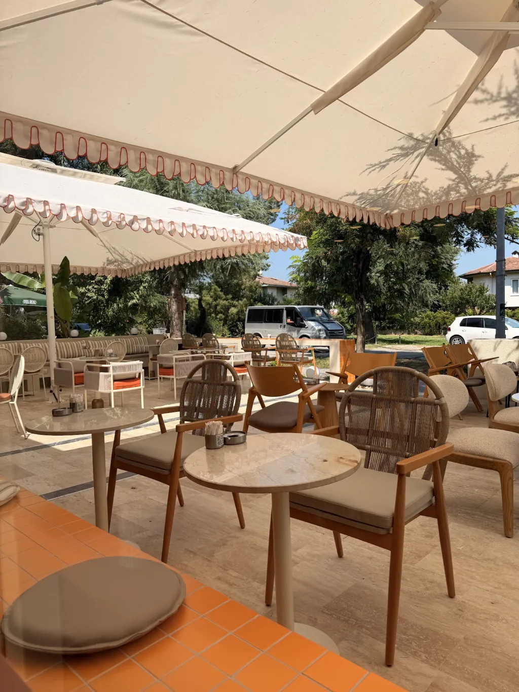 PAPELİ KIRKPINAR – Sapanca Kafe & Pastane