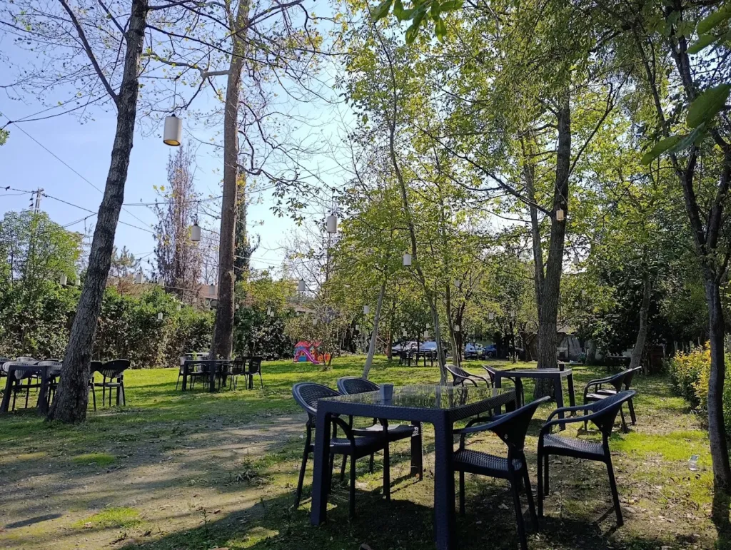 Tea & Coffee, Nice setting. – Sapanca Kafe & Pastane